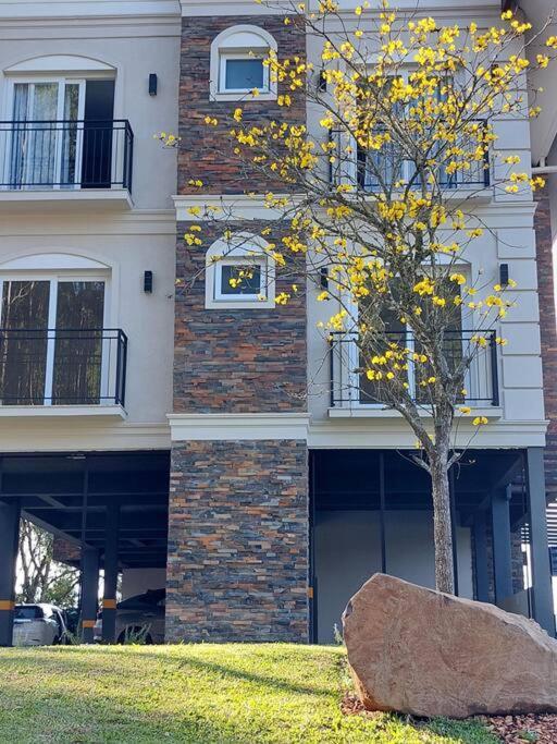 Pervoi Casa Ipe Apartamento Gramado Exterior foto