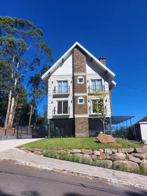 Pervoi Casa Ipe Apartamento Gramado Exterior foto